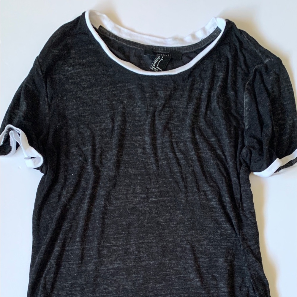 Forever 21 Black Tshirt